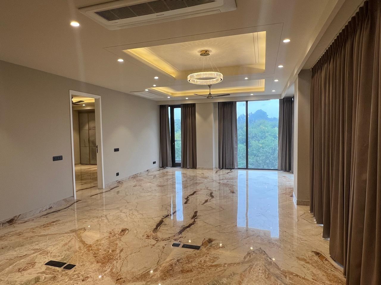 500 Sq. Yard 4 BHK Builder Floor for Sale | Freehold | Semi-Furnished