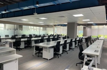 Ready to move Office Space for sale - Green Park Extension, South Delhi, Delhi