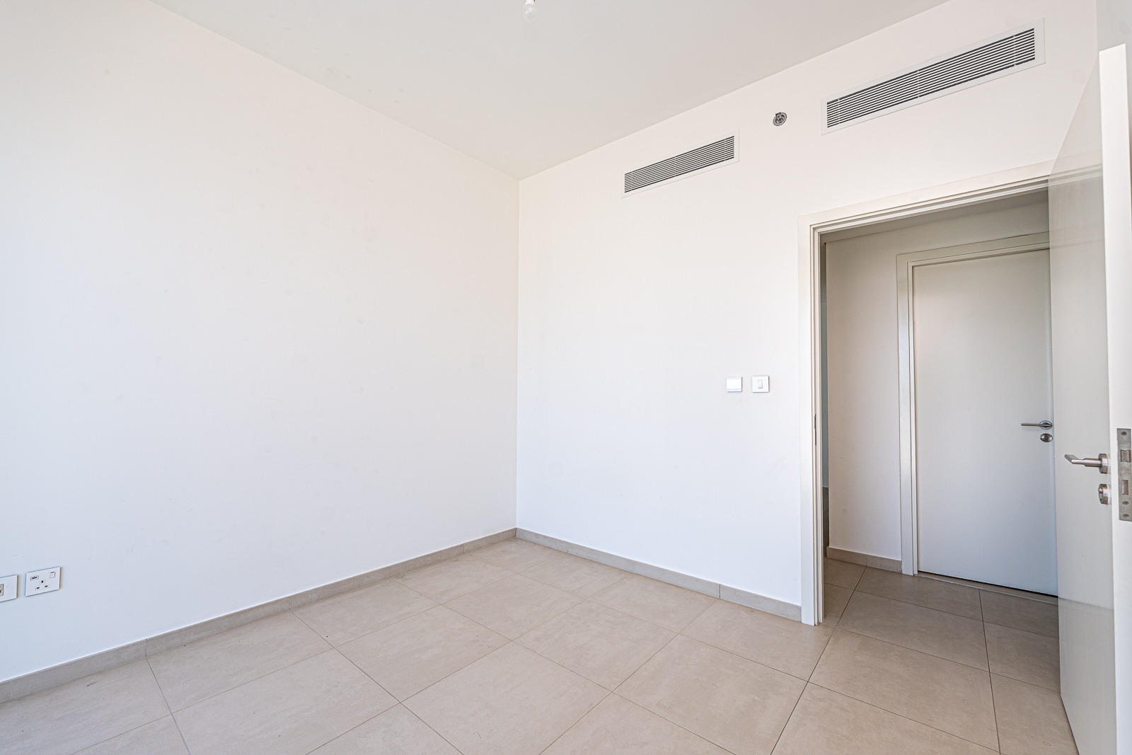 Zaabeel •	Project: Downtown Views II Tower 1