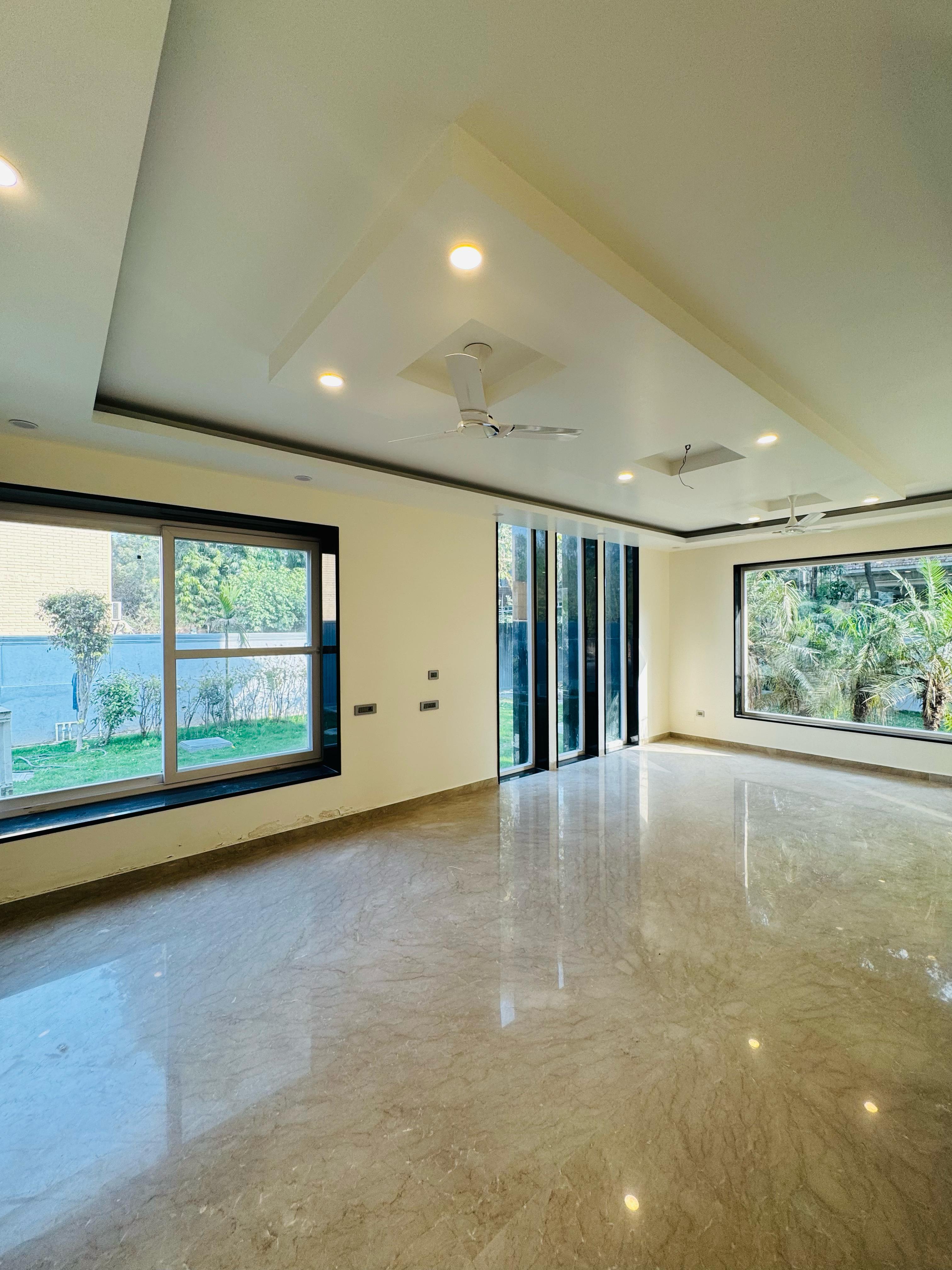 independent house / villa - vasant kunj south delhi