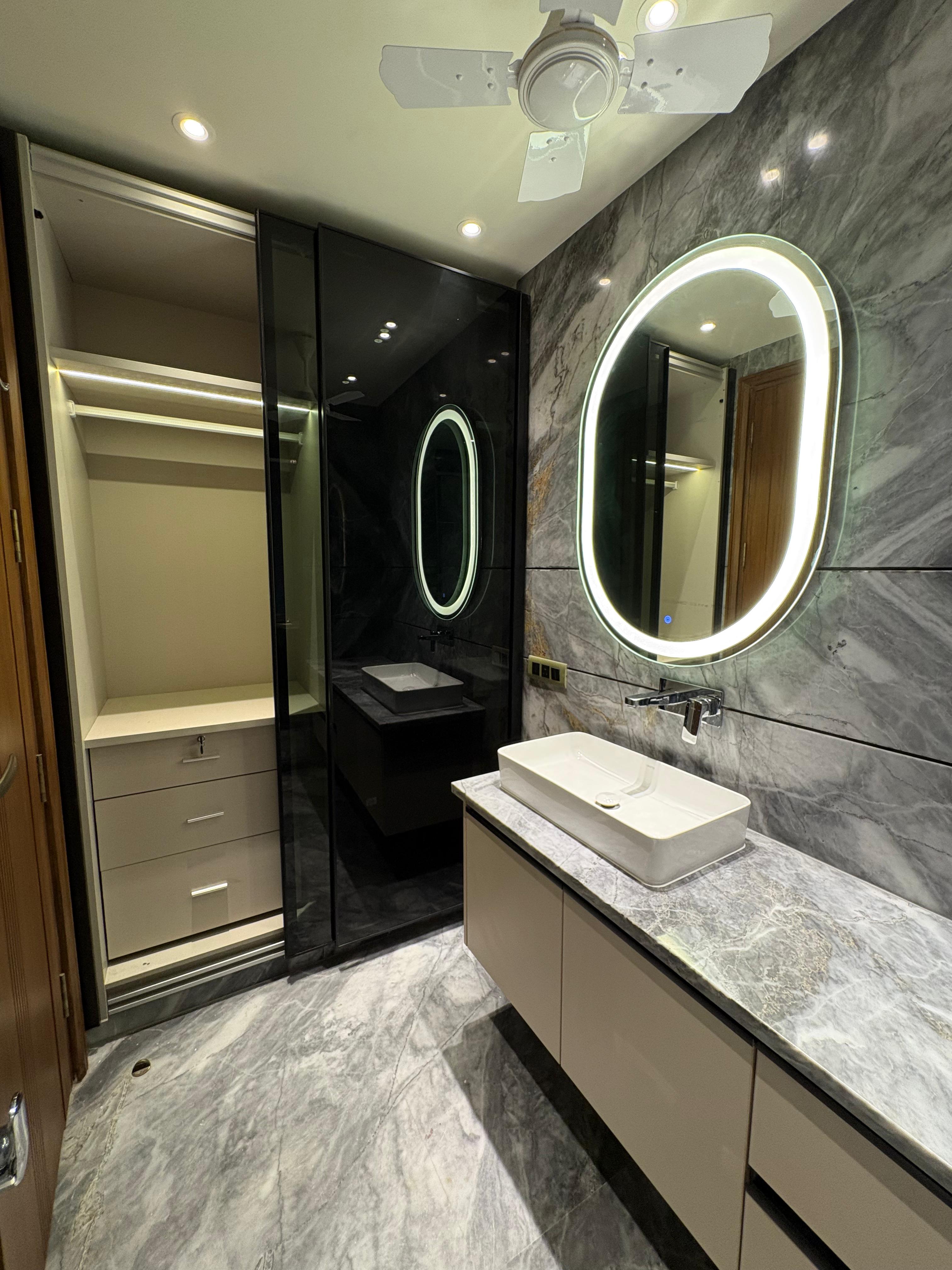 Independent/Builder Floor for Sale-  Getanjali enclave ,New delhi
