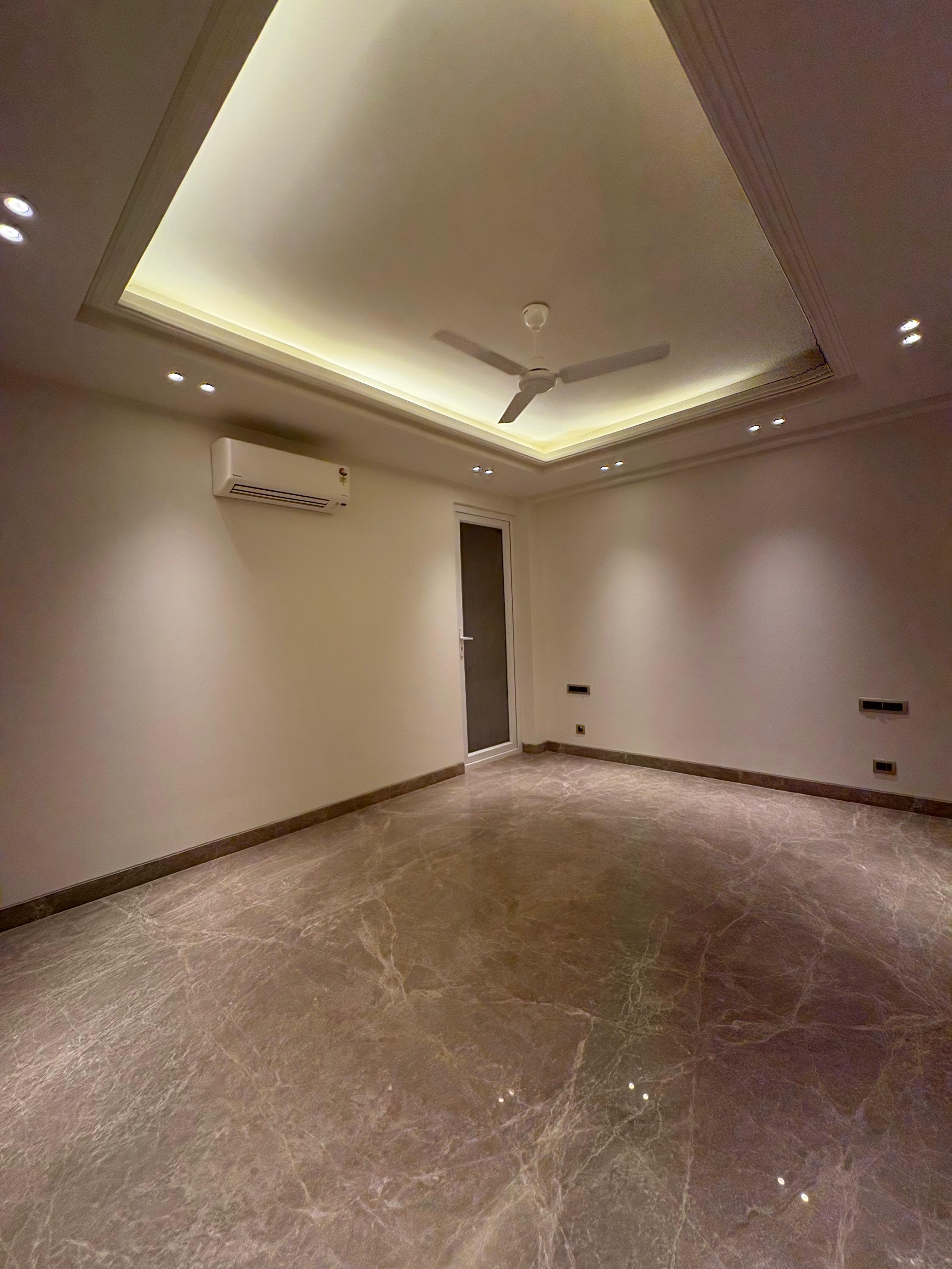 Independent/Builder Floor for Sale-  Getanjali enclave ,New delhi