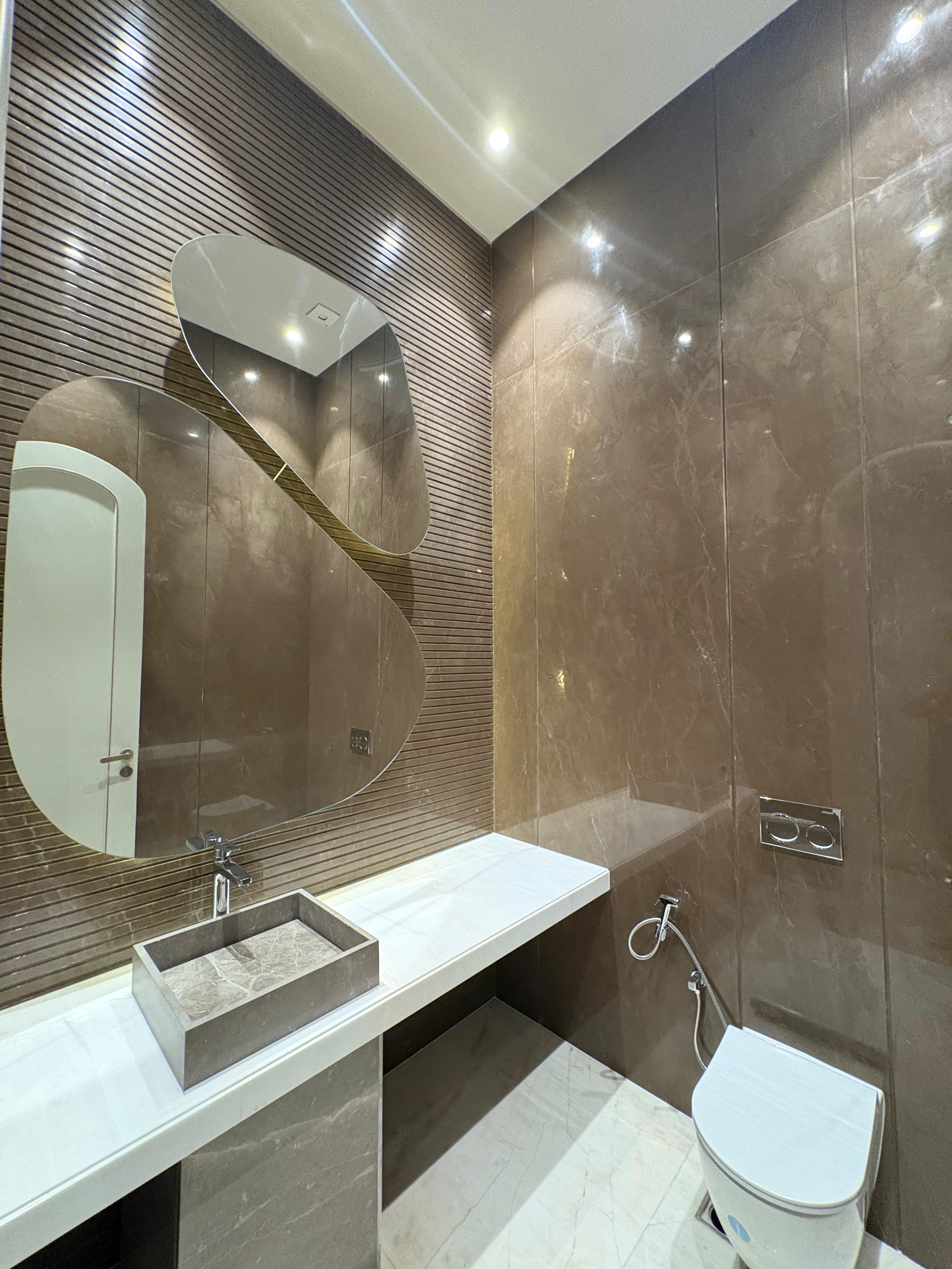 Residential house/ flat  for Sale -basement / 1st floor - GREATER KAILASH -2