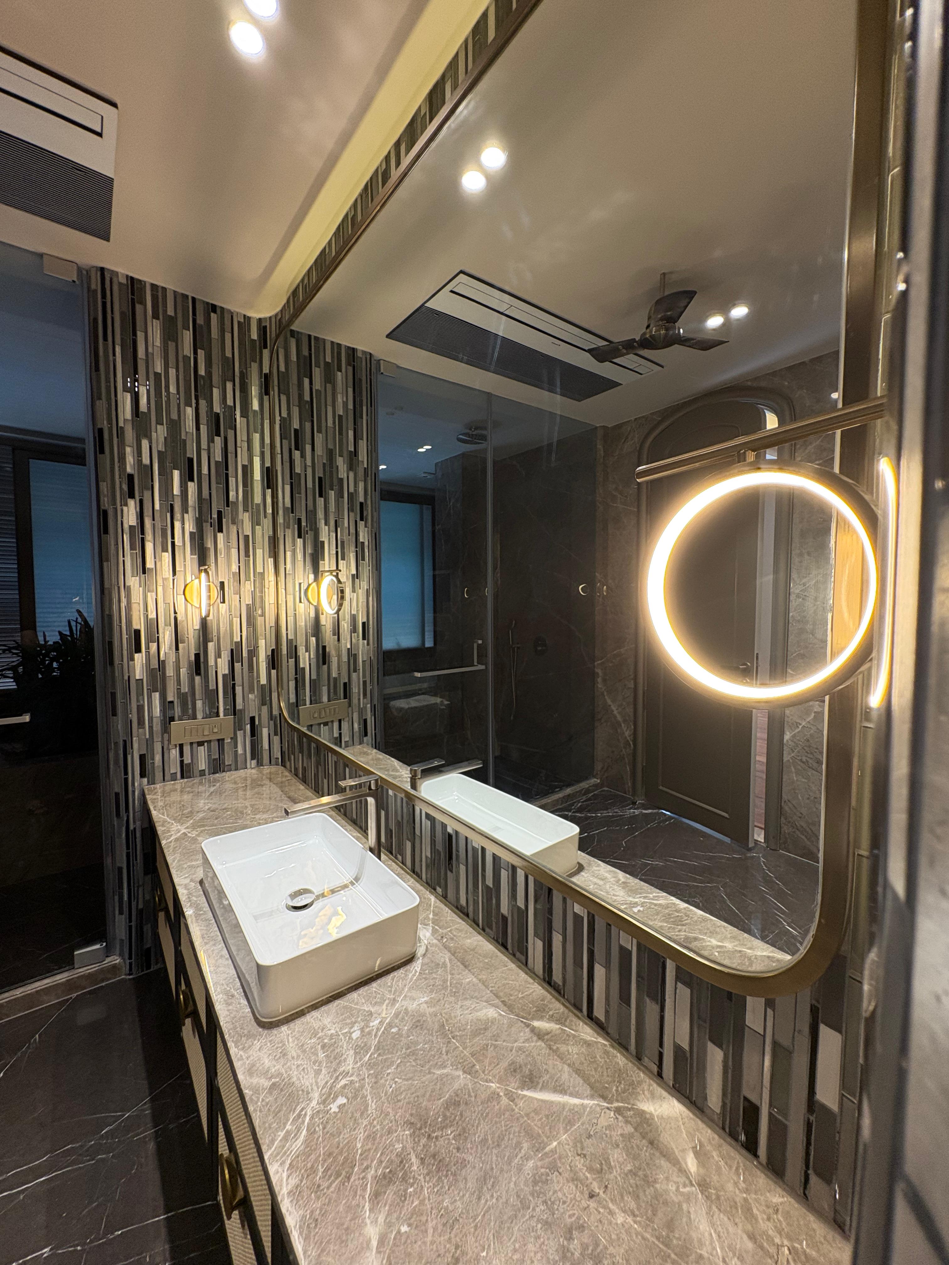 Residential house/ flat  for Sale -basement / 1st floor - GREATER KAILASH -2