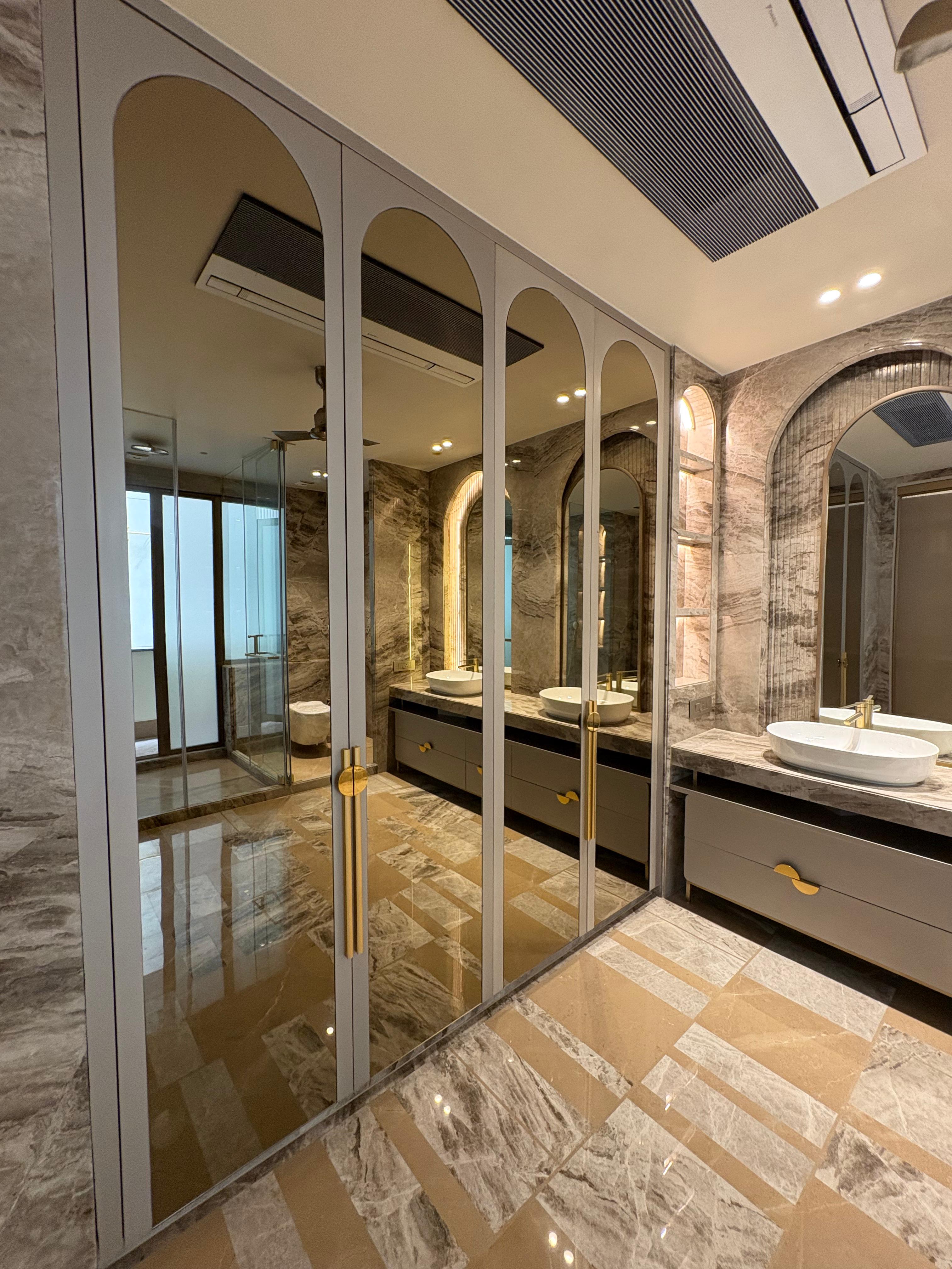 Residential house/ flat  for Sale -basement / 1st floor - GREATER KAILASH -2