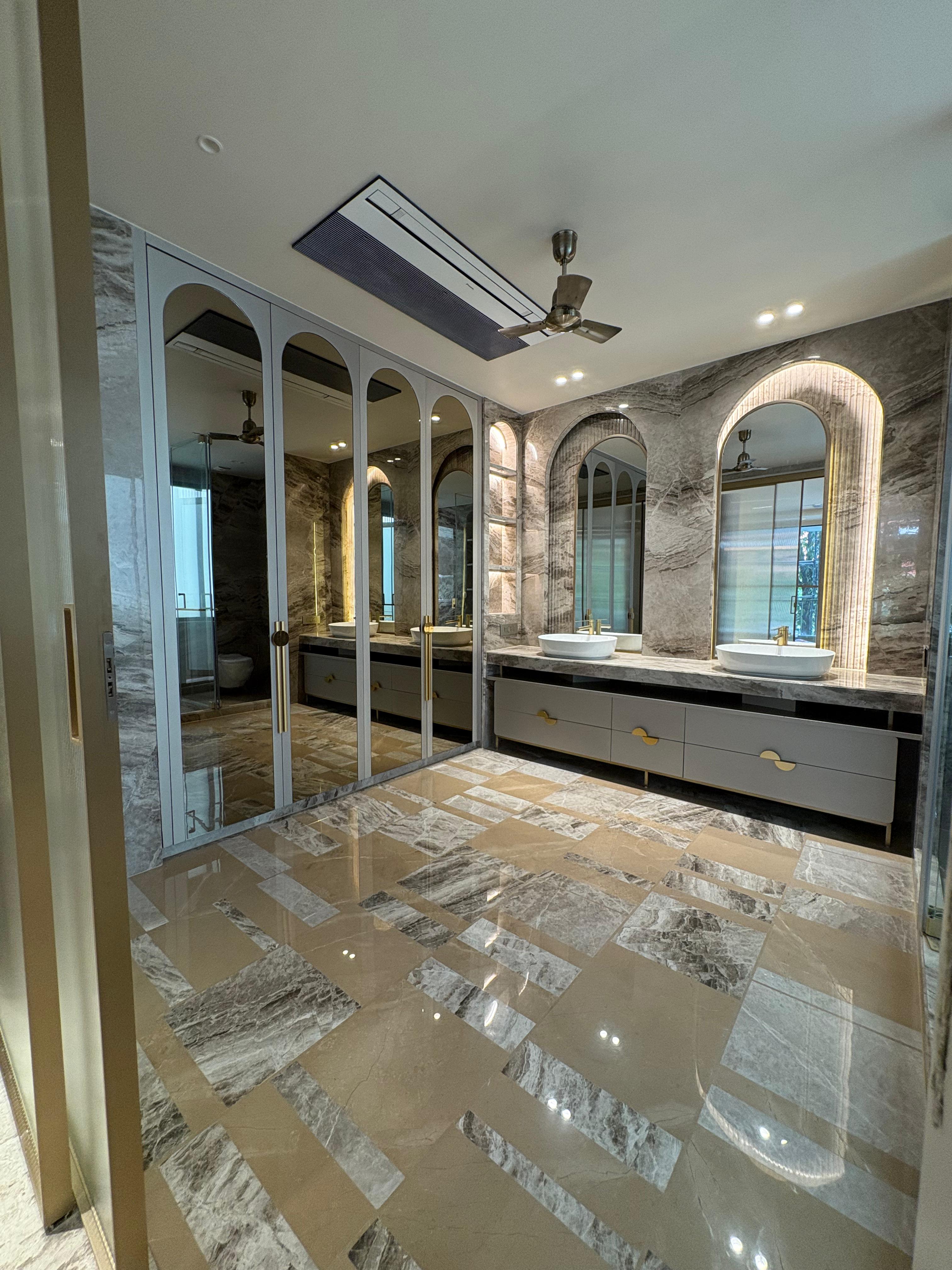 Residential house/ flat  for Sale -basement / 1st floor - GREATER KAILASH -2