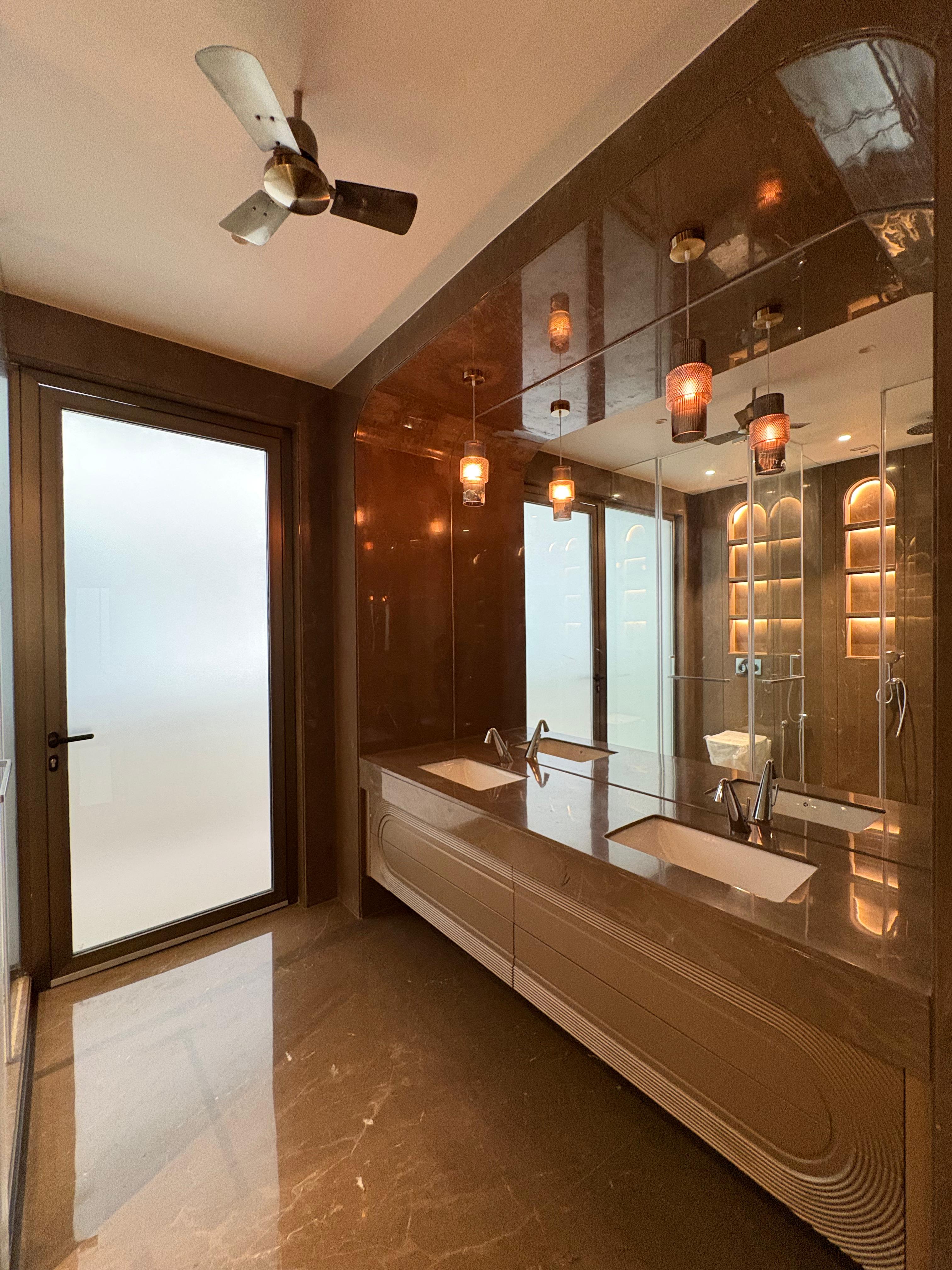 Residential house/ flat  for Sale -basement / 1st floor - GREATER KAILASH -2