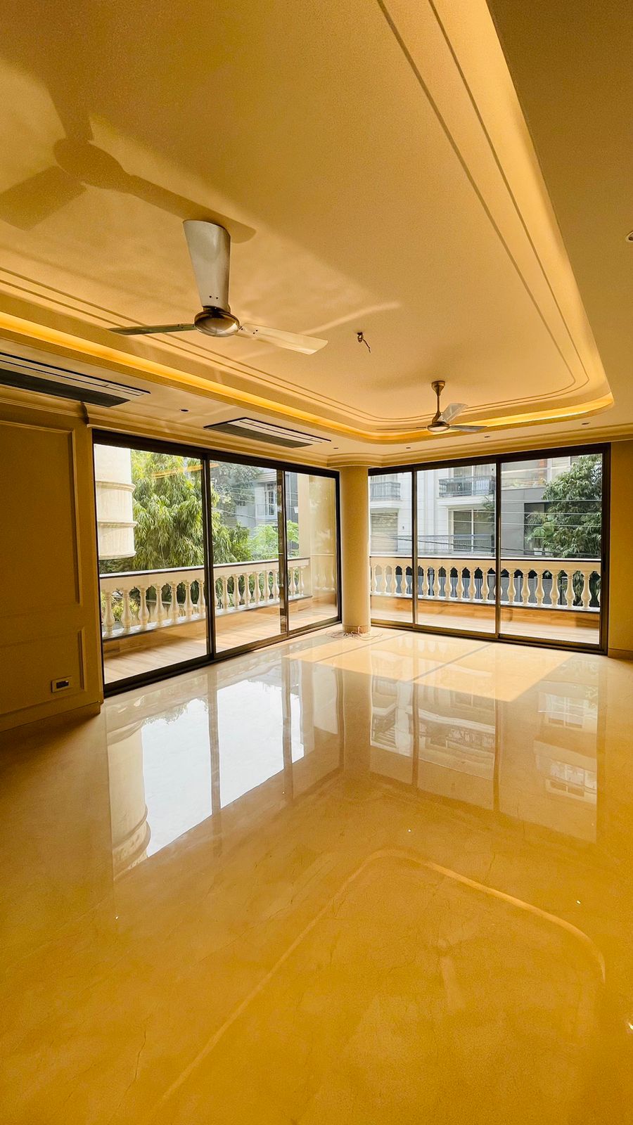 Residential flat /house for Sale - Defence Colony, South Delhi