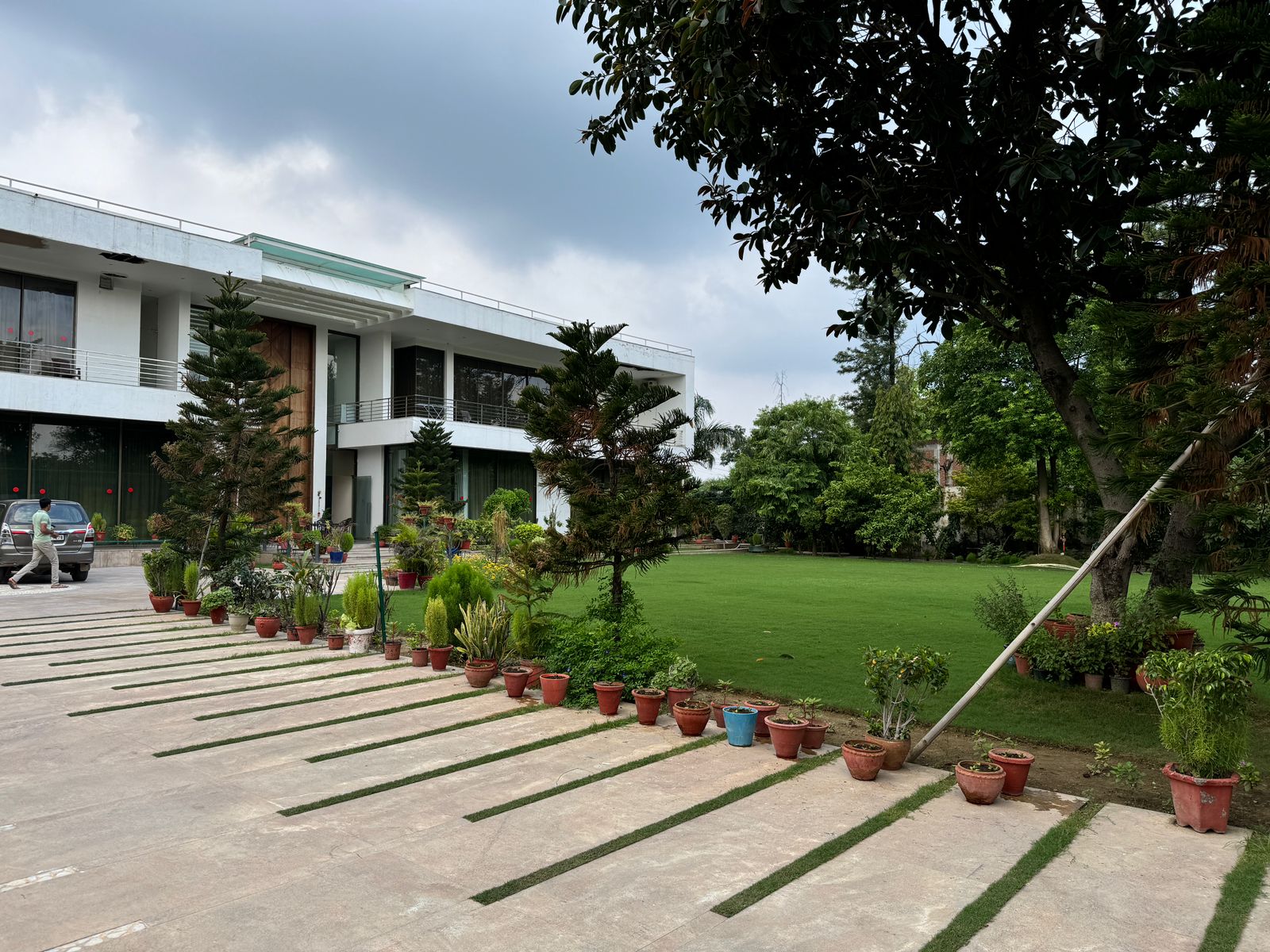 Farm House for Sale -Ghitorni, delhi