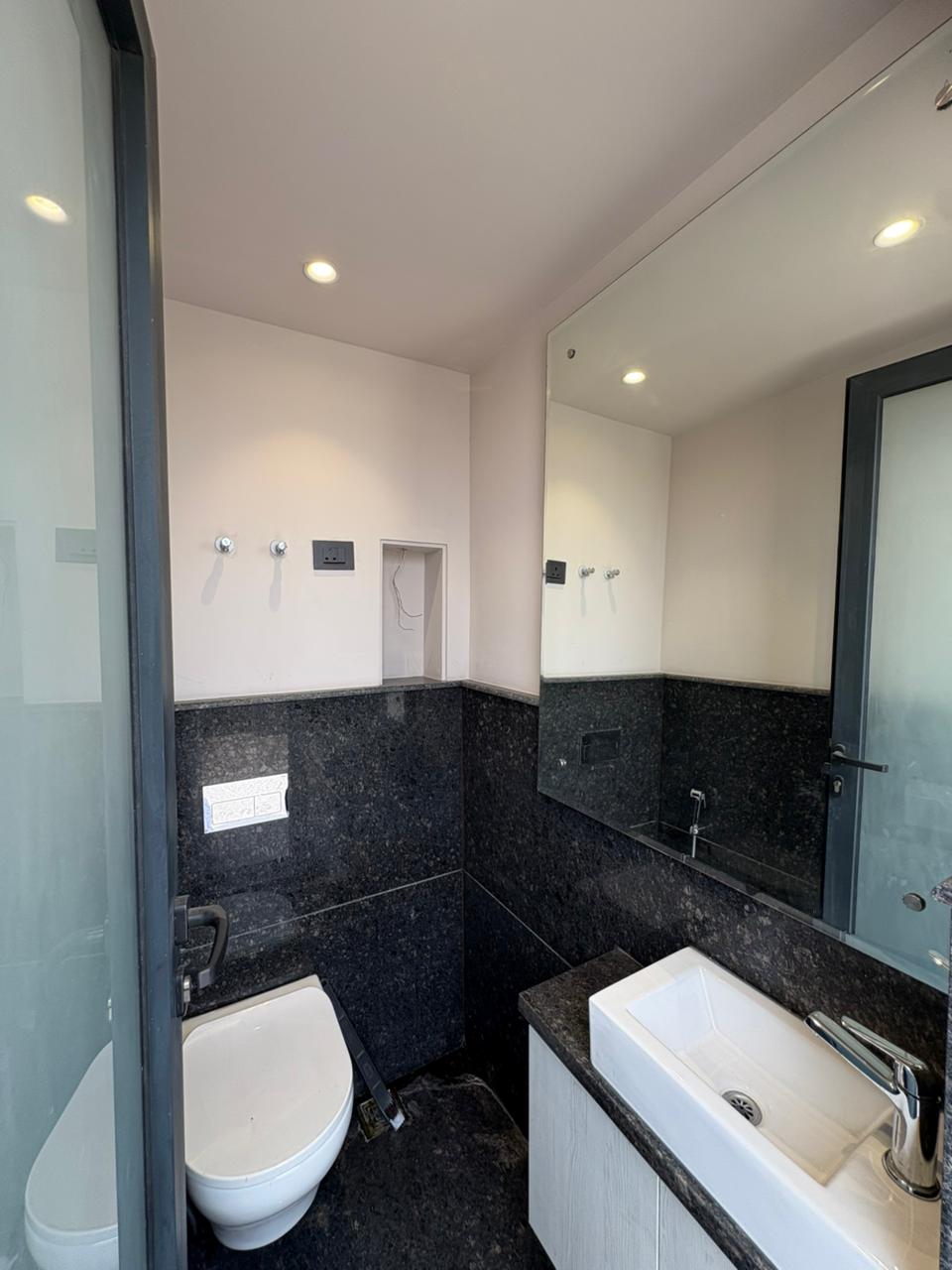 Luxury 4BHK Floor with Private Terrace Bar in GK-2 | 2100 Sq. Ft.