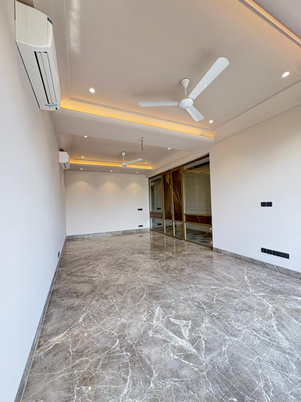 Luxury 4BHK Floor with Private Terrace Bar in GK-2 | 2100 Sq. Ft.