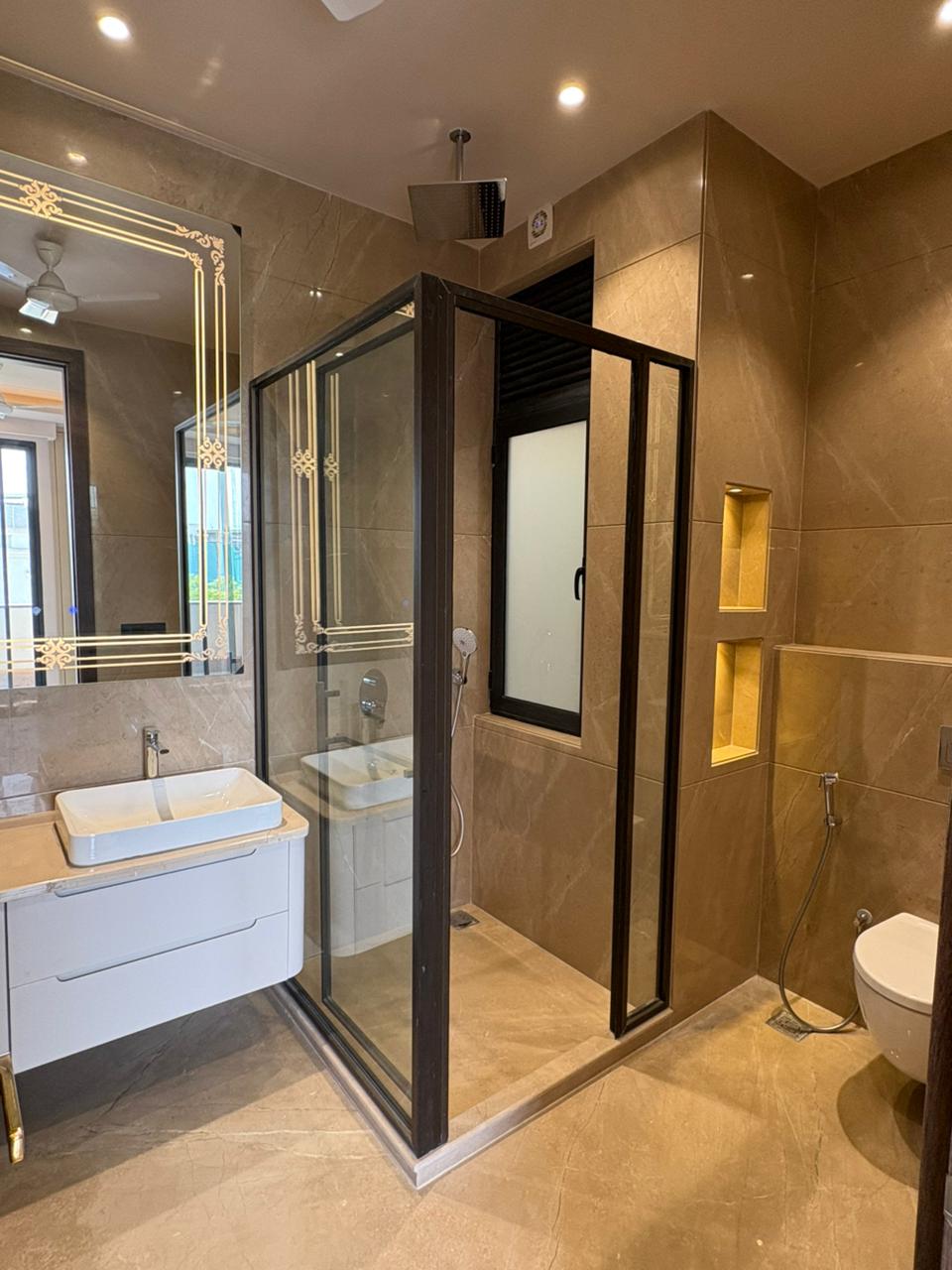 Luxury 4BHK Floor with Private Terrace Bar in GK-2 | 2100 Sq. Ft.