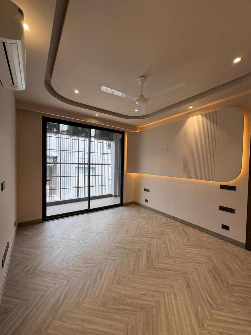 Luxury 4BHK Floor with Private Terrace Bar in GK-2 | 2100 Sq. Ft.