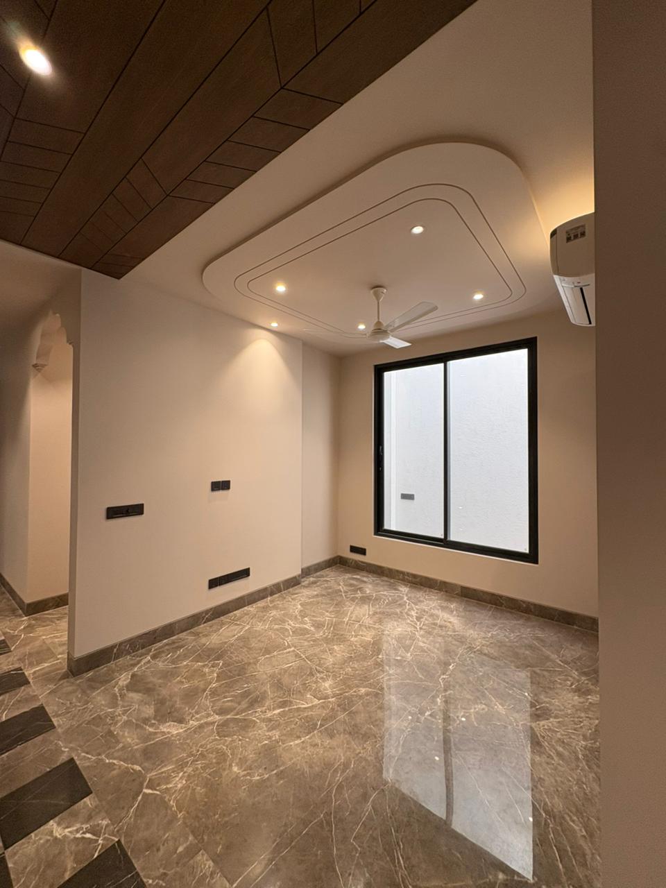 Luxury 4BHK Floor with Private Terrace Bar in GK-2 | 2100 Sq. Ft.